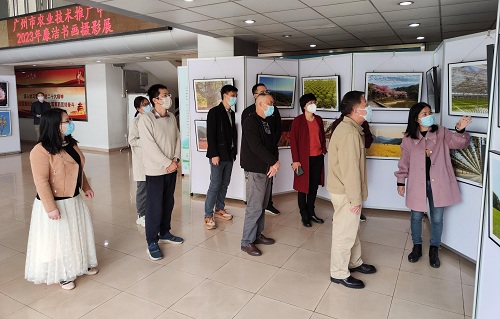 廉洁书画展照片2136.jpg